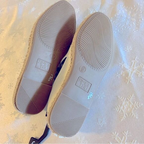Universal Threads Closed Toe Espadrilles Memory Foam Sz 9 NWT Gorgeous - Picture 5 of 6